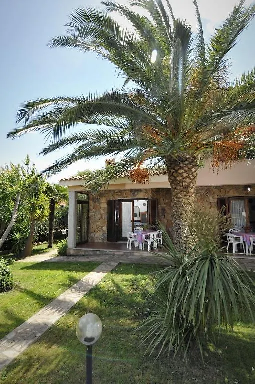 Iss Travel, Villa Fiorita - 800 M From La Cinta Beach San Teodoro  San Teodoro (Sardinia)