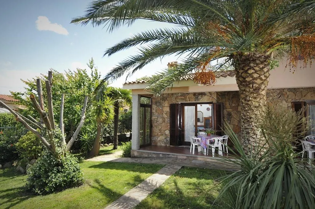 Iss Travel, Villa Fiorita - 800 M From La Cinta Beach San Teodoro  Apartment San Teodoro (Sardinia)