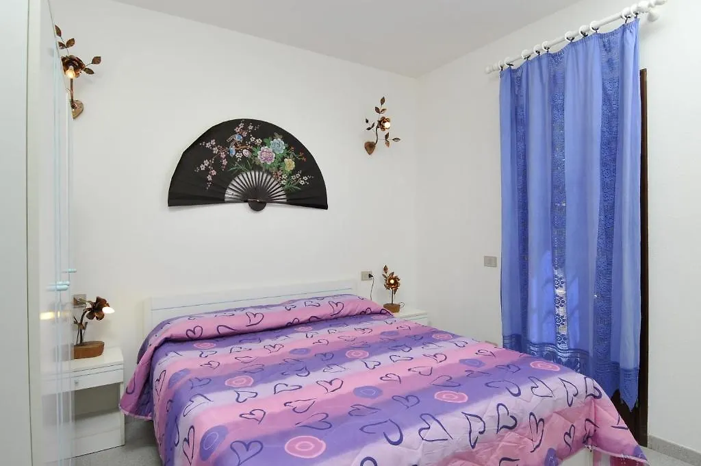 Apartment Iss Travel, Villa Fiorita - 800 M From La Cinta Beach San Teodoro