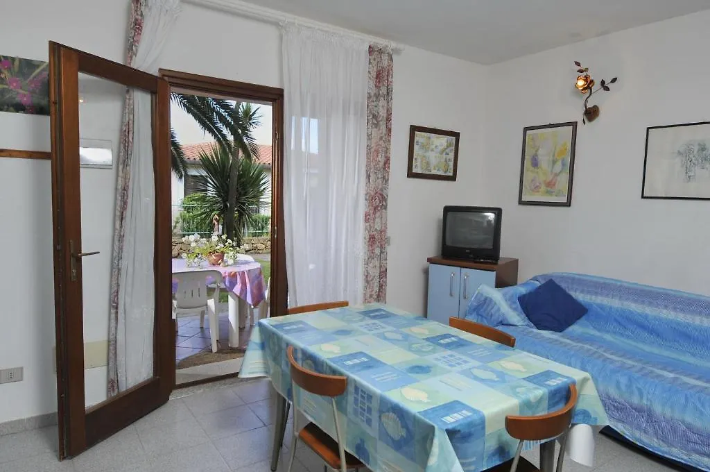 Iss Travel, Villa Fiorita - 800 M From La Cinta Beach San Teodoro  San Teodoro (Sardinia)