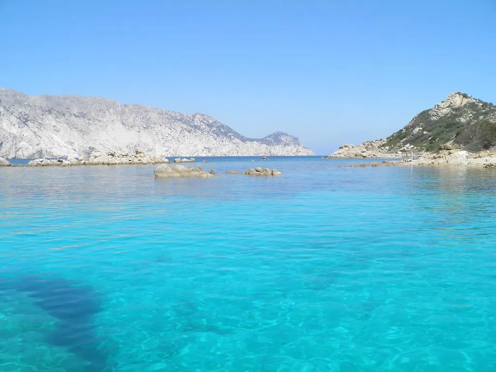 Apartment Iss Travel, Villa Fiorita - 800 M From La Cinta Beach San Teodoro