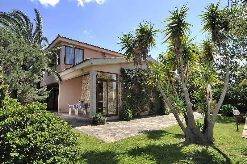 Iss Travel, Villa Fiorita - 800 M From La Cinta Beach San Teodoro  Apartment San Teodoro (Sardinia)